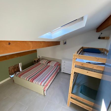 Appartement Climatise Au Pied Du Mont Ventoux Malemort-du-Comtat Exterior foto